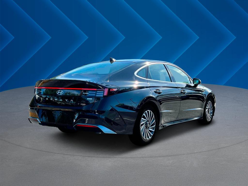 new 2024 Hyundai Sonata Hybrid car, priced at $38,122