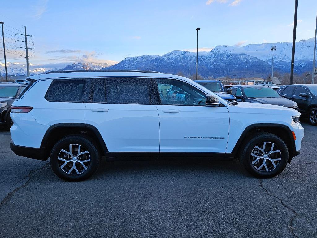 used 2024 Jeep Grand Cherokee L car, priced at $38,350