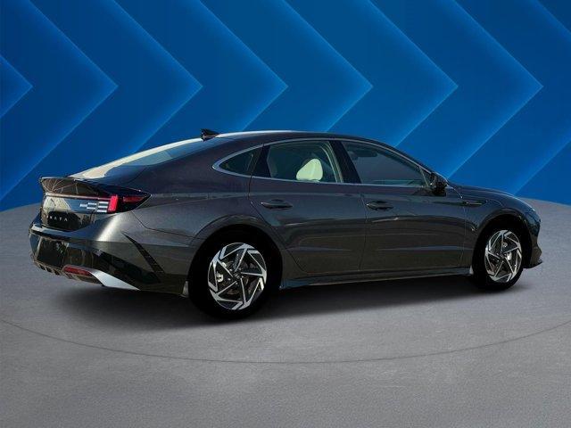 new 2025 Hyundai Sonata car, priced at $30,596