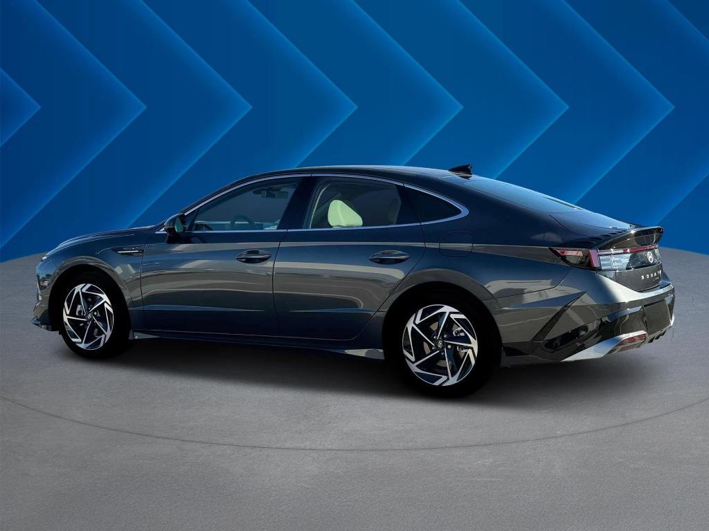 new 2025 Hyundai Sonata car, priced at $30,596