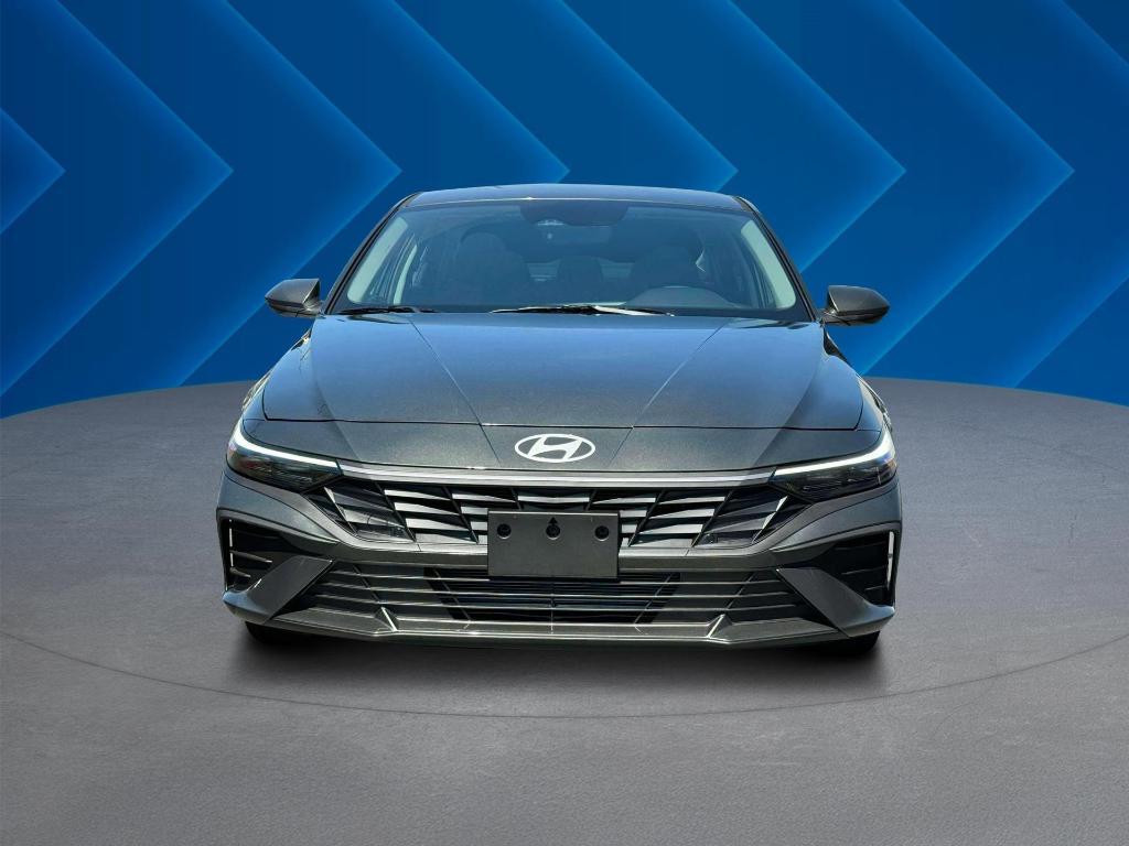 new 2025 Hyundai Elantra car, priced at $22,233