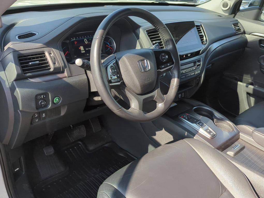 used 2022 Honda Pilot car, priced at $31,650