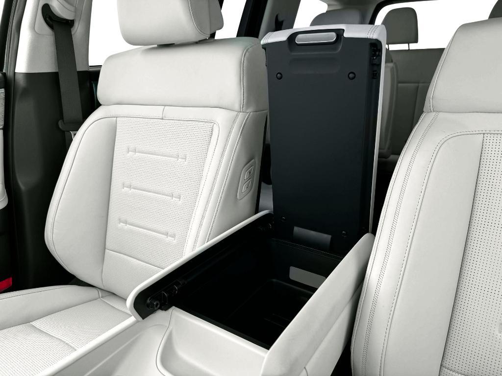 new 2025 Hyundai SANTA FE HEV car, priced at $49,287