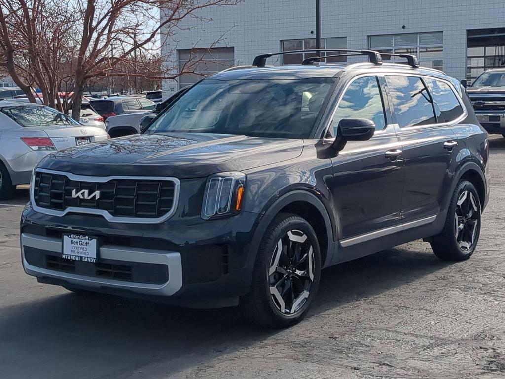 used 2025 Kia Telluride car, priced at $37,350