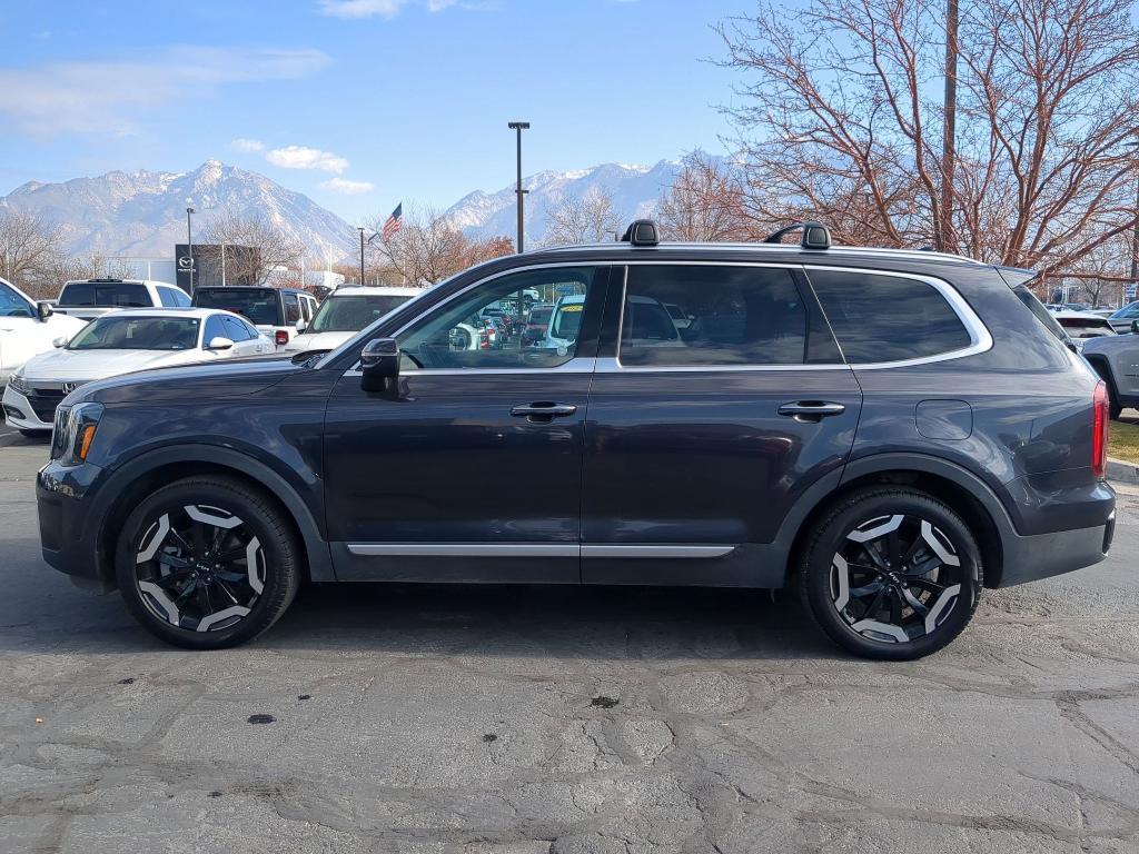 used 2025 Kia Telluride car, priced at $37,350