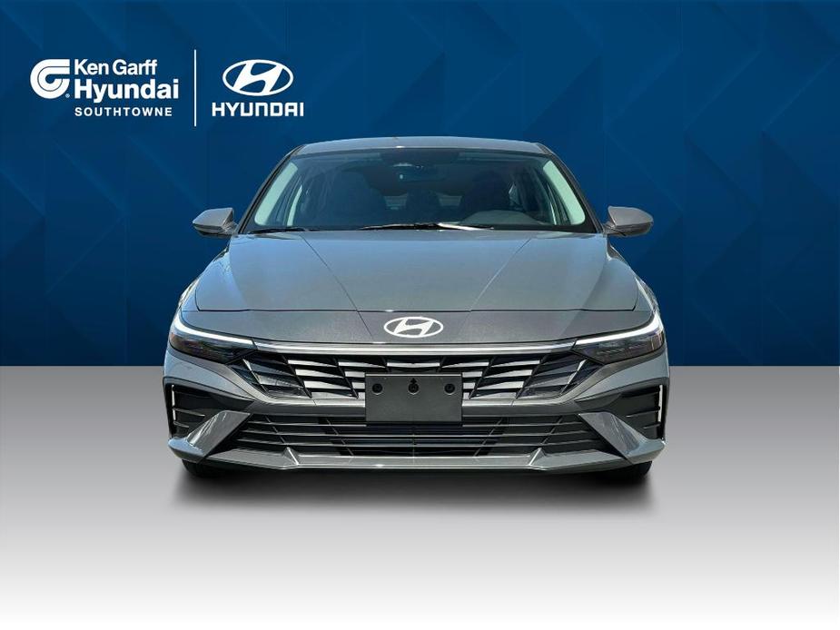 new 2025 Hyundai Elantra car, priced at $21,055