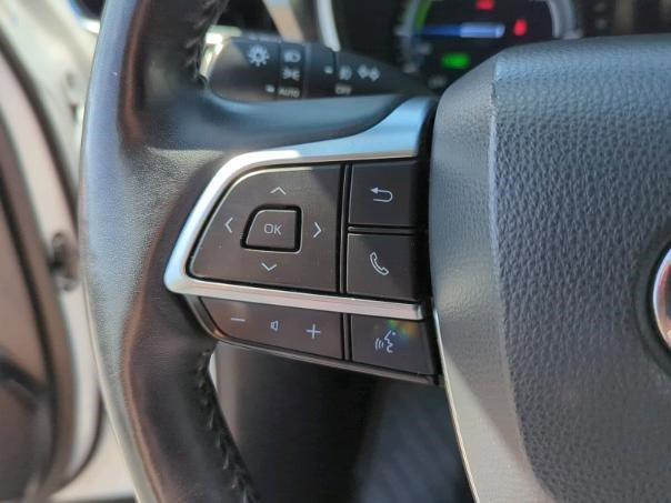 used 2020 Toyota Highlander Hybrid car, priced at $36,850