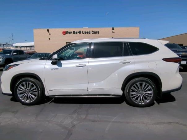 used 2020 Toyota Highlander Hybrid car, priced at $36,850