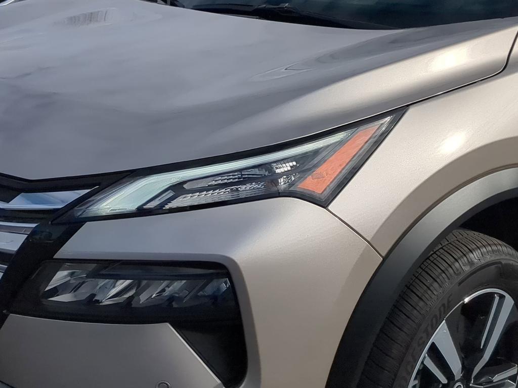 used 2025 Nissan Rogue car, priced at $31,950