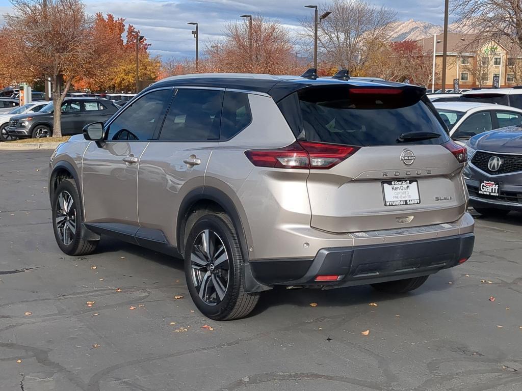 used 2025 Nissan Rogue car, priced at $31,950