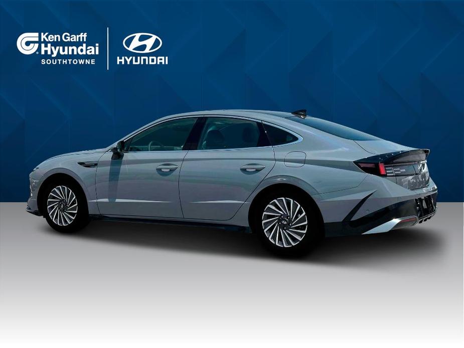 new 2024 Hyundai Sonata Hybrid car, priced at $35,375