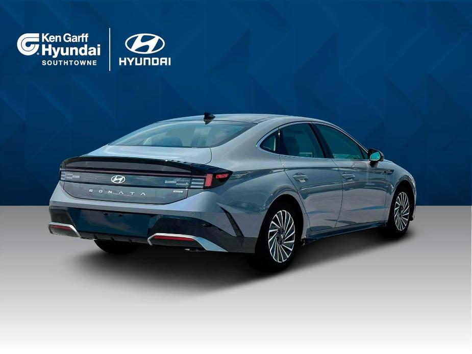 new 2024 Hyundai Sonata Hybrid car, priced at $35,375