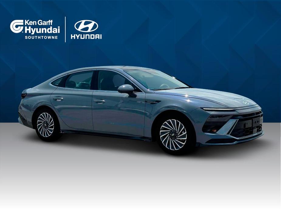 new 2024 Hyundai Sonata Hybrid car, priced at $35,375