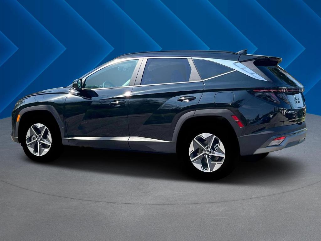 new 2025 Hyundai TUCSON Hybrid car, priced at $36,344
