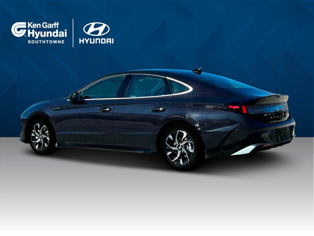 new 2024 Hyundai Sonata car, priced at $27,894