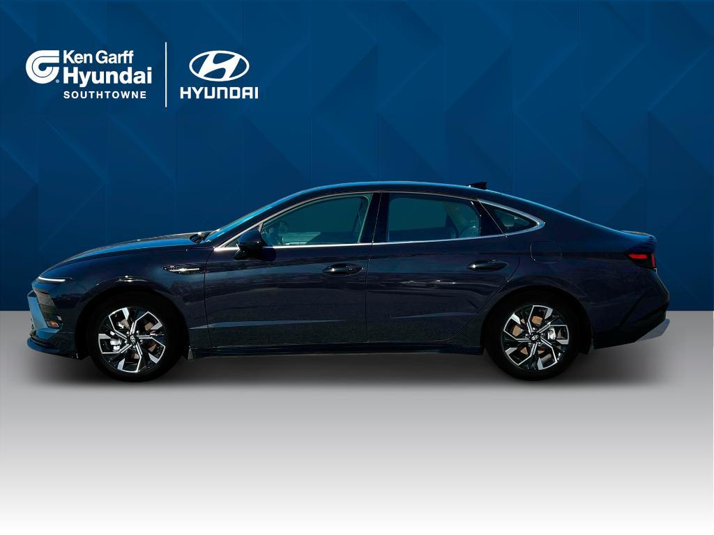 new 2024 Hyundai Sonata car, priced at $27,894