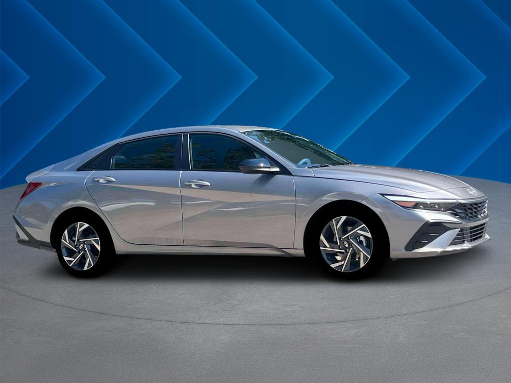 new 2025 Hyundai Elantra car, priced at $23,123