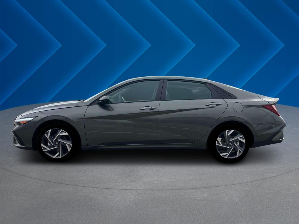 new 2025 Hyundai Elantra car, priced at $23,119