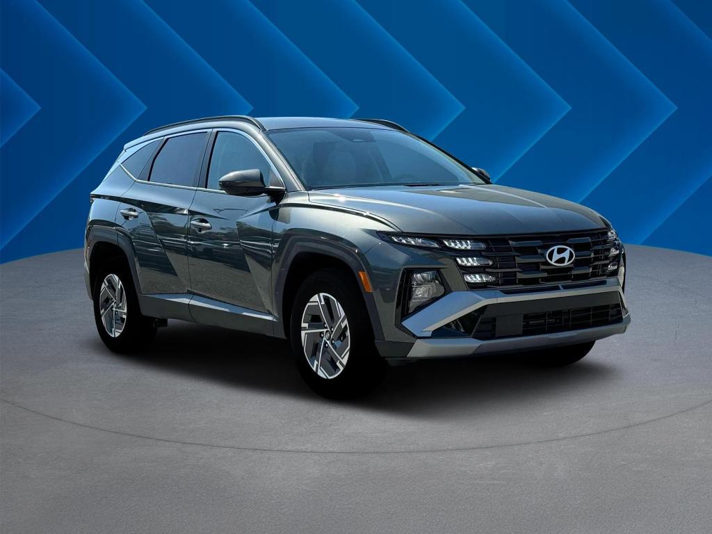 new 2025 Hyundai TUCSON Hybrid car, priced at $34,110