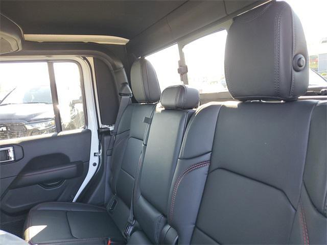 new 2025 Jeep Gladiator car, priced at $54,104