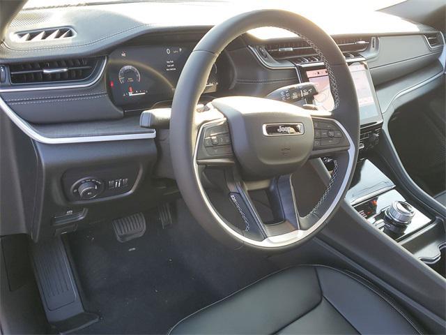 new 2025 Jeep Grand Cherokee car, priced at $44,624