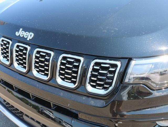 new 2024 Jeep Compass car, priced at $30,011