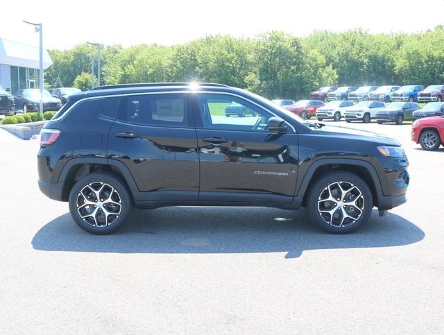 new 2024 Jeep Compass car, priced at $30,011