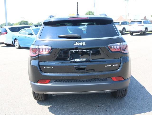 new 2024 Jeep Compass car, priced at $30,011