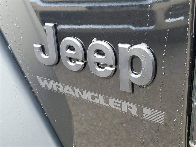 new 2025 Jeep Wrangler car, priced at $55,375
