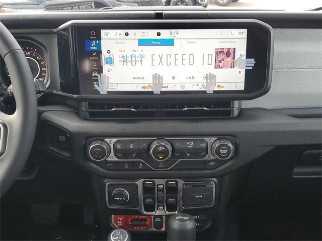 new 2025 Jeep Wrangler car, priced at $55,375