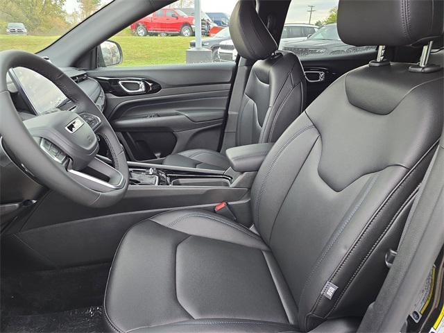 new 2026 Jeep Compass car, priced at $34,620