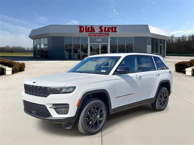 new 2025 Jeep Grand Cherokee car, priced at $41,715