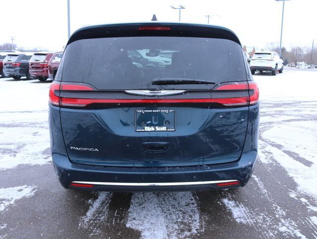 new 2025 Chrysler Pacifica car, priced at $39,830