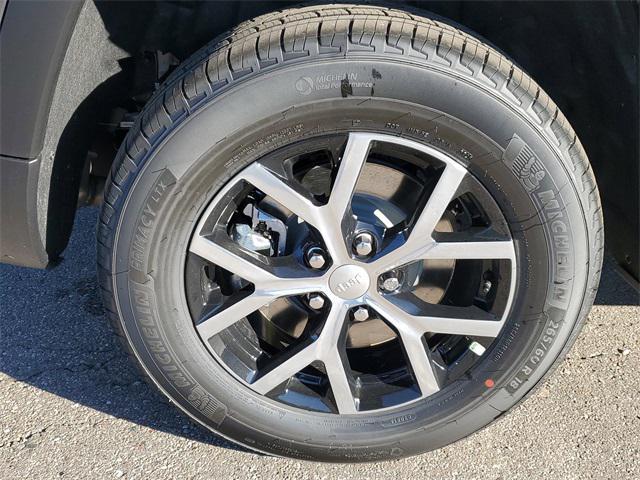 new 2025 Jeep Grand Cherokee L car, priced at $44,937