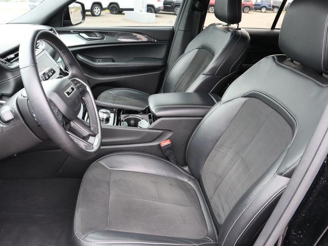 used 2022 Jeep Grand Cherokee car, priced at $36,000