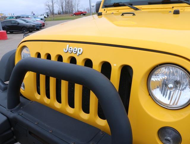 used 2015 Jeep Wrangler Unlimited car, priced at $26,399