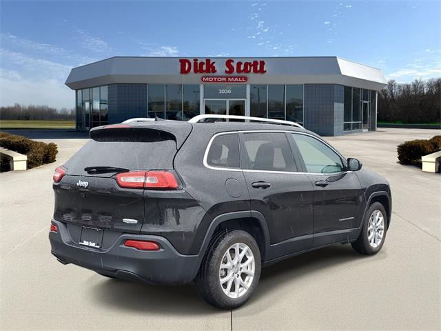 used 2016 Jeep Cherokee car, priced at $9,991