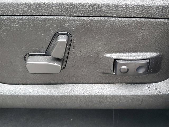 used 2022 Ram 1500 Classic car, priced at $31,988