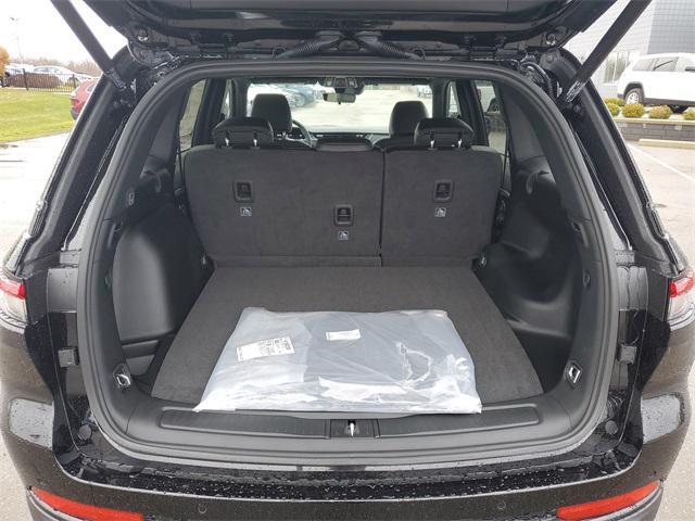 new 2025 Jeep Grand Cherokee car, priced at $47,808