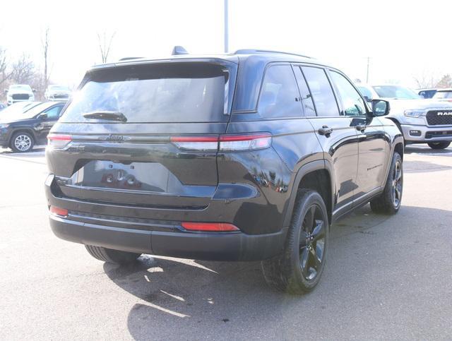 used 2024 Jeep Grand Cherokee car, priced at $38,997