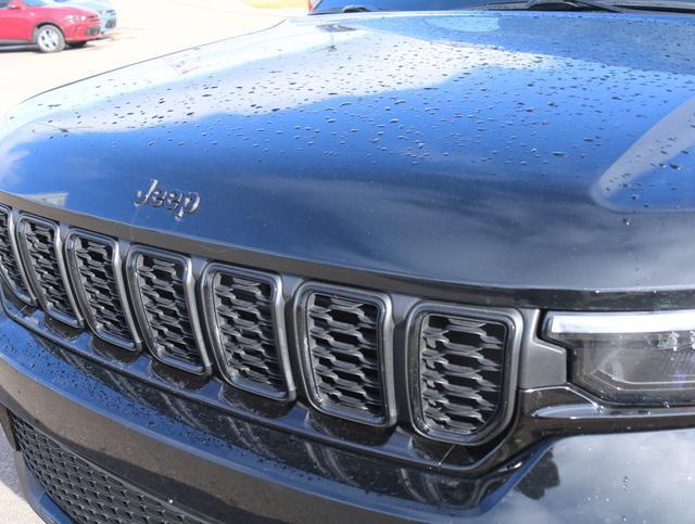 used 2024 Jeep Grand Cherokee car, priced at $38,997