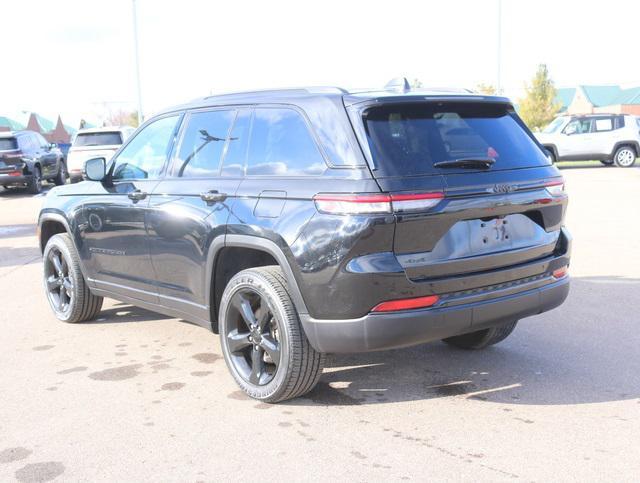 used 2024 Jeep Grand Cherokee car, priced at $38,997