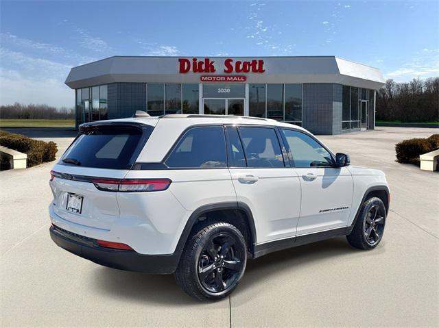 used 2023 Jeep Grand Cherokee car, priced at $28,888
