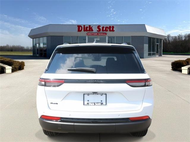 new 2024 Jeep Grand Cherokee car, priced at $45,143