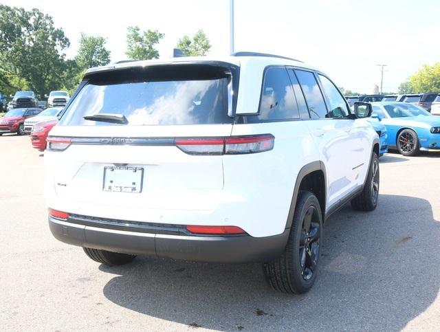 new 2024 Jeep Grand Cherokee car, priced at $41,643