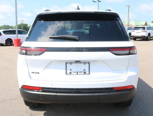 new 2024 Jeep Grand Cherokee car, priced at $41,643