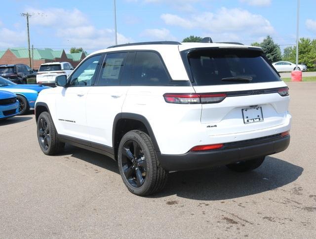 new 2024 Jeep Grand Cherokee car, priced at $41,643