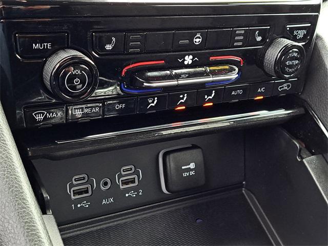 used 2023 Jeep Grand Cherokee car, priced at $32,598