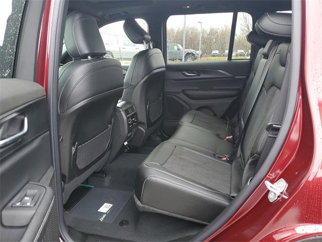 new 2025 Jeep Grand Cherokee car, priced at $41,373