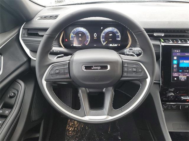 new 2025 Jeep Grand Cherokee car, priced at $42,224